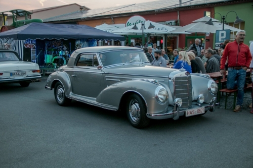 40685616 2172689292802096 609966067057426432 n